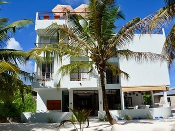 Гостьовий будинок Bliss Dhigurah 3*